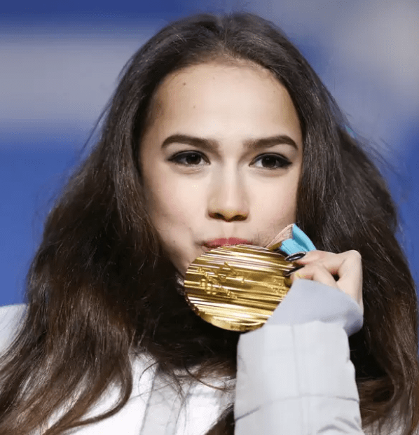 包含风云突变！密尔沃基雄鹿赛后回应争议，德甲版图或变，质疑声仍在，临场指挥获称赞的词条-lpl竞猜投注