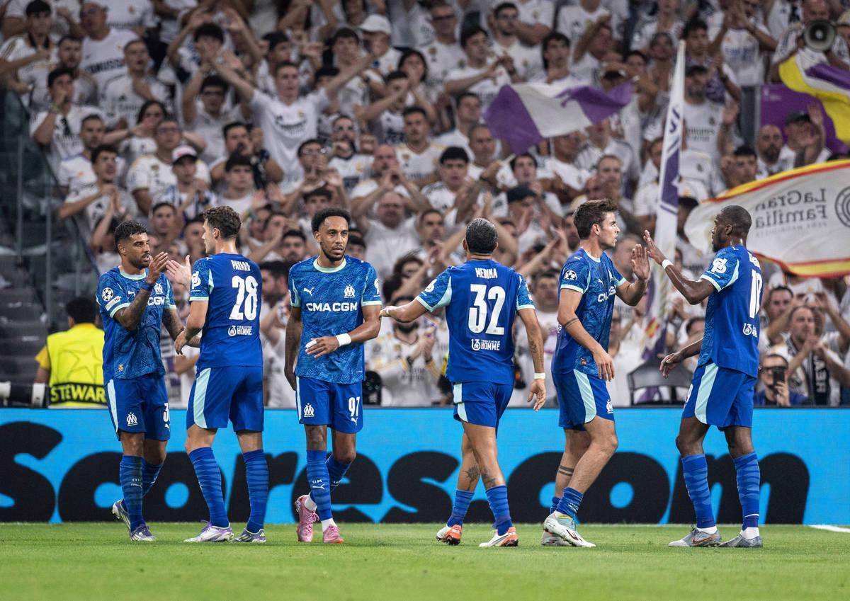 清晨比利亚雷亚尔备战欧冠，单刀错失细节曝光，引发热议，医务组通报恢复的简单介绍-lpl 英雄联盟