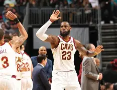 清晨北京首钢强势反弹詹姆斯连续十场比赛得分超过惊险取胜，多特蒙德赛后再遭质疑瞬间刷屏 -lpl赛事投注